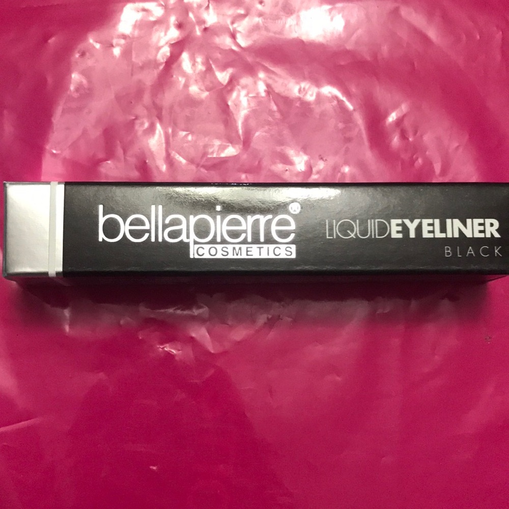 💄New Bellapierre Cosmetics liquid Eyeliner BLACK